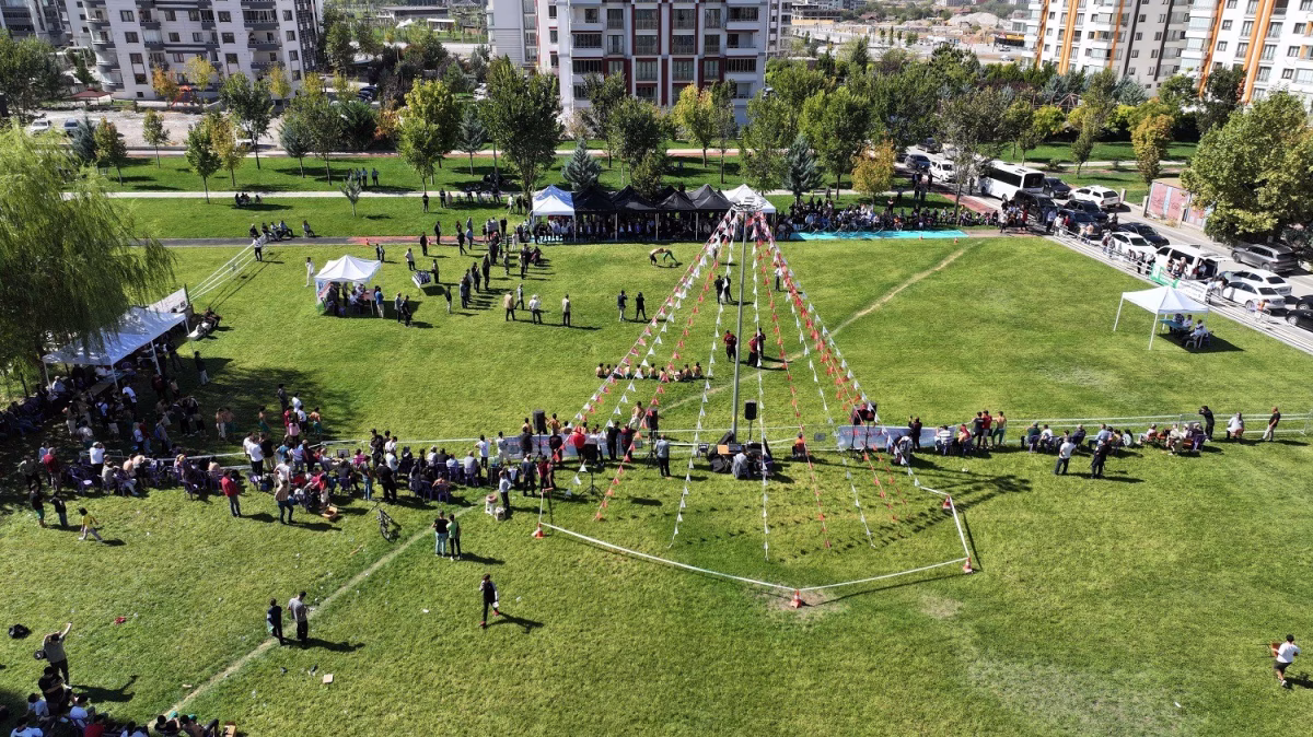 21. Uluslararası Turgut Özal Karakucak Güreşleri için geri sayım başladı