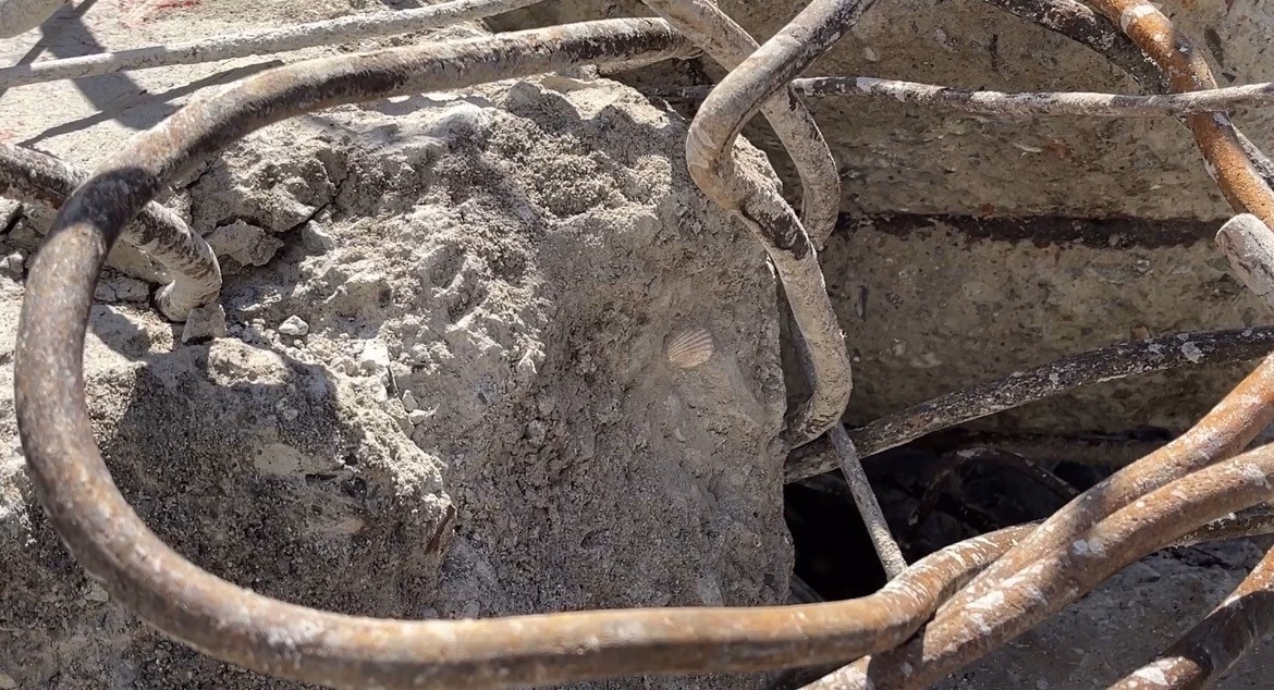 Maltepe’de çöken binanın beton örneklerinde deniz kabuğu görüldü
