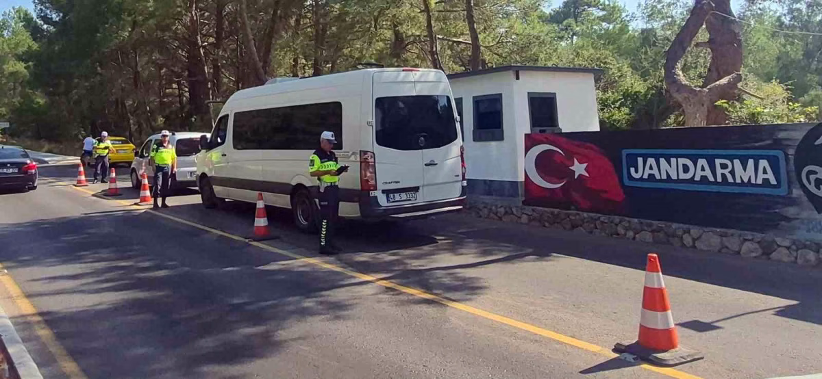 Muğla’da bir haftada 233 araç trafikten men edildi