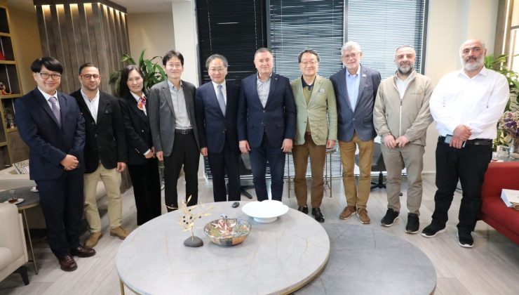 METHODİST KİLİSESİ PİSKOPOSU(BİSHOP) CHUNGSUK KİM VE BERABERİNDEKİ HEYET BAŞKAN SAVAŞ’I ZİYARET ETTİ