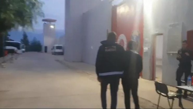 Erzin’de uyuşturucu imal ve ticaretine yönelik yapılan denetimler devam ediyor