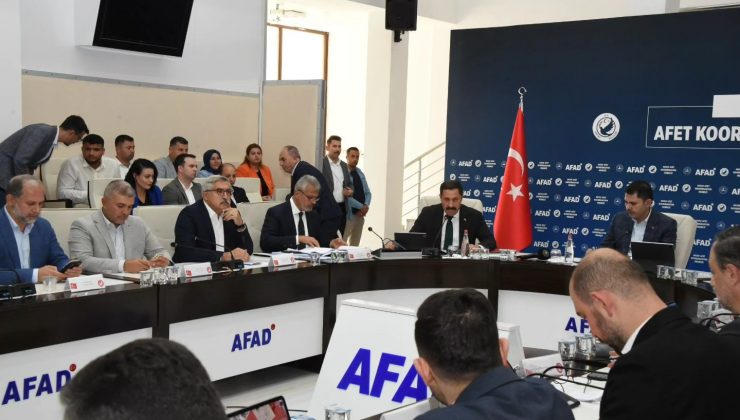 HATAY’DA YATIRIM DEĞERLENDİRME TOPLANTISI DÜZENLENDİ
