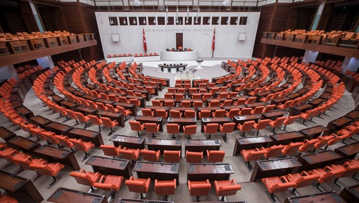 Meclis’te Nadir Görülen An: Muhalefet Önergesi Kabul Edildi